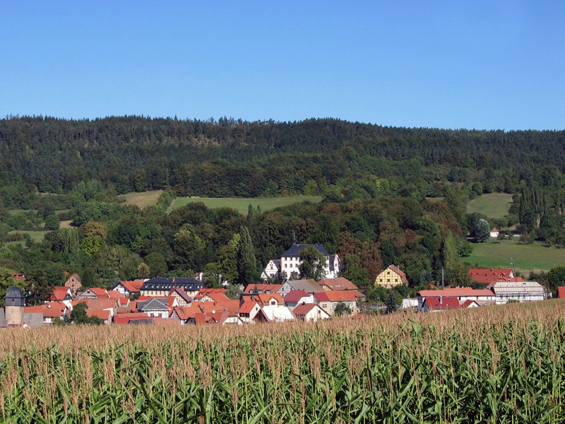 Großkochberg — Blick auf Dorf und Schloss